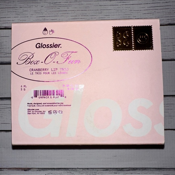 Glossier Cranberry Lip Trio - Picture 1 of 2